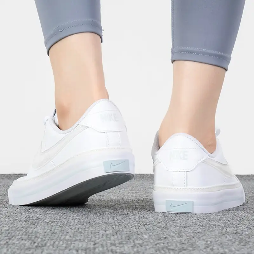 Nike Court Legacy