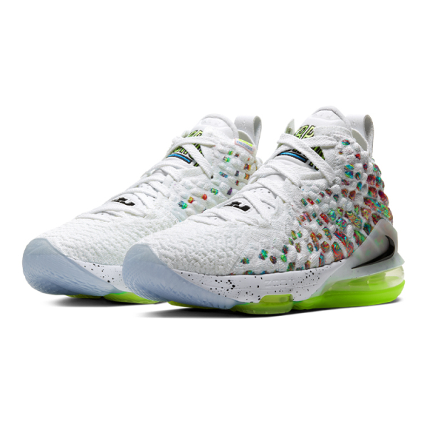 Nike Lebron 17