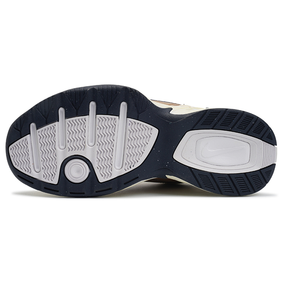 【 】 Nike Air Monarch 4