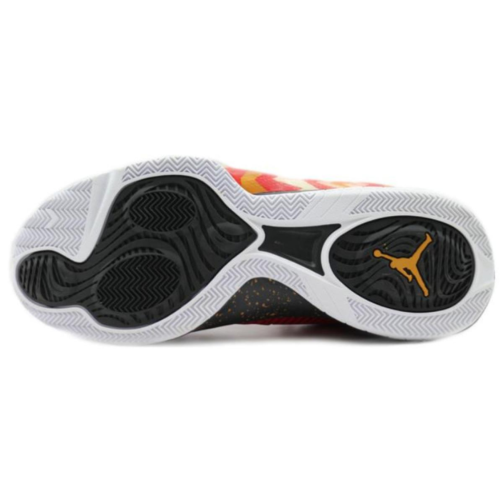 Jordan CP3 8 "Christmas"