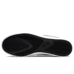 【 】 Nike Court Royale