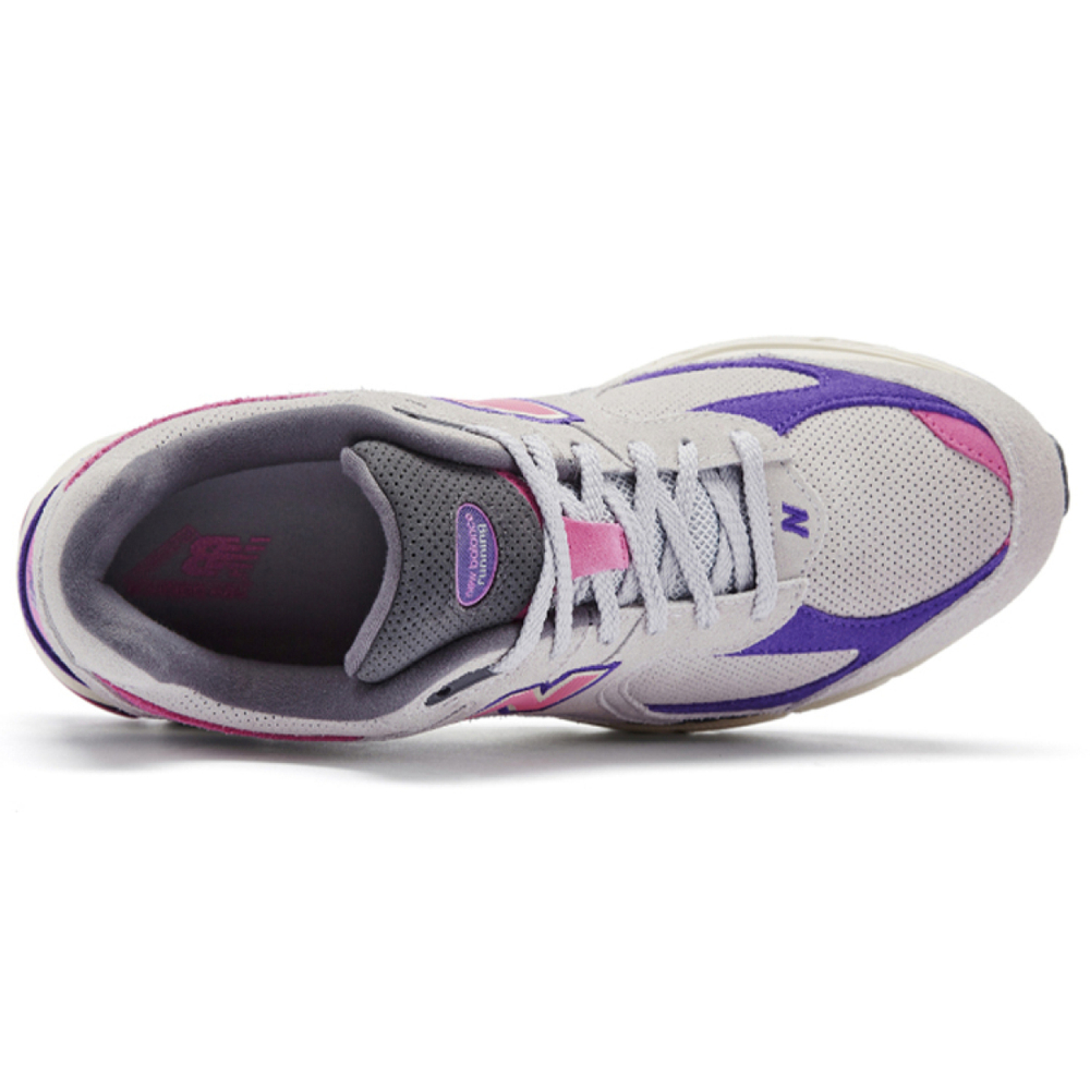 New Balance NB 2002R