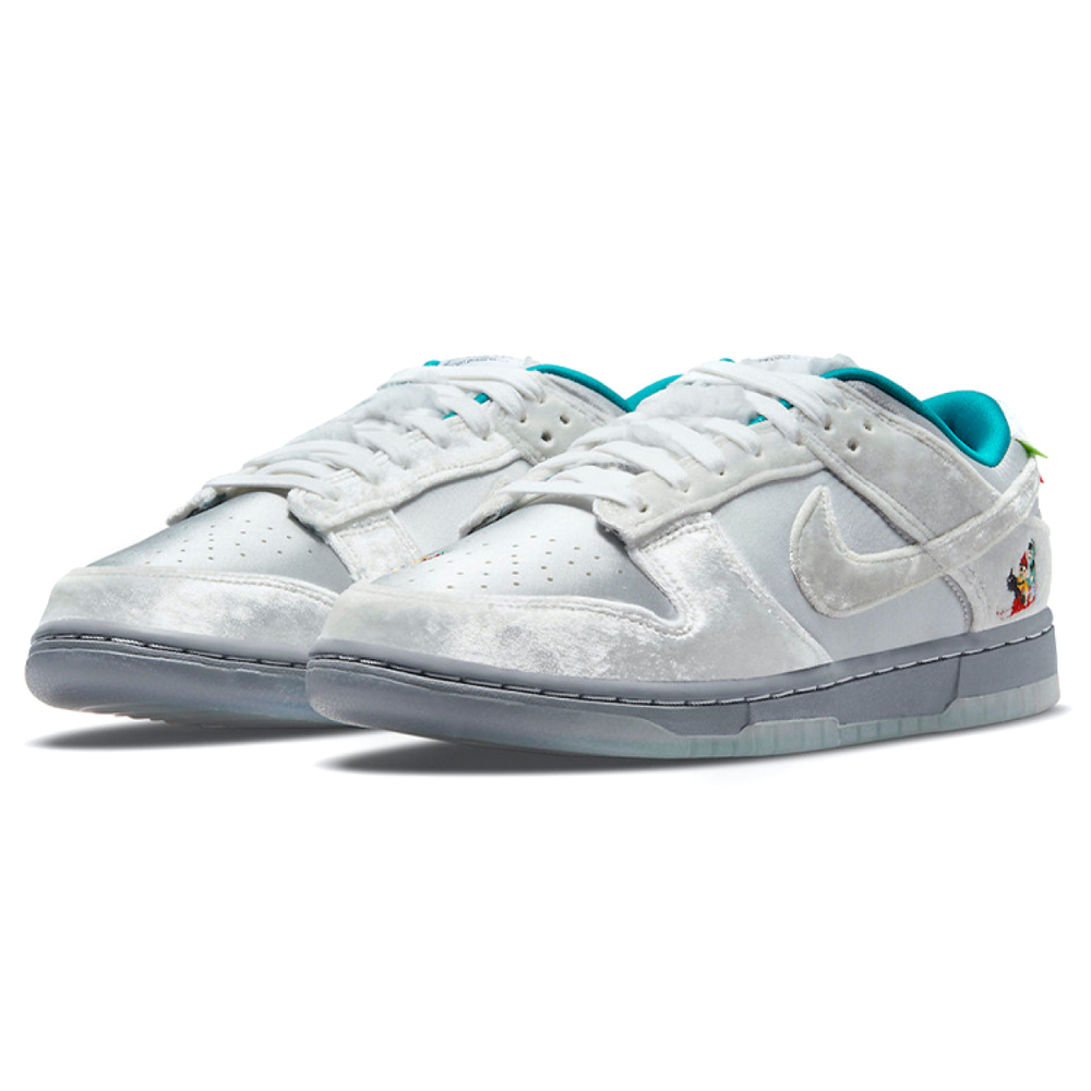 Nike Dunk Low "Ice"