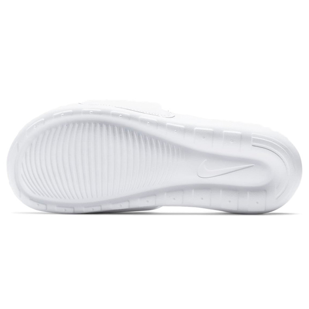 Nike Victori One