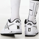 Nike Air Force 1 LV8