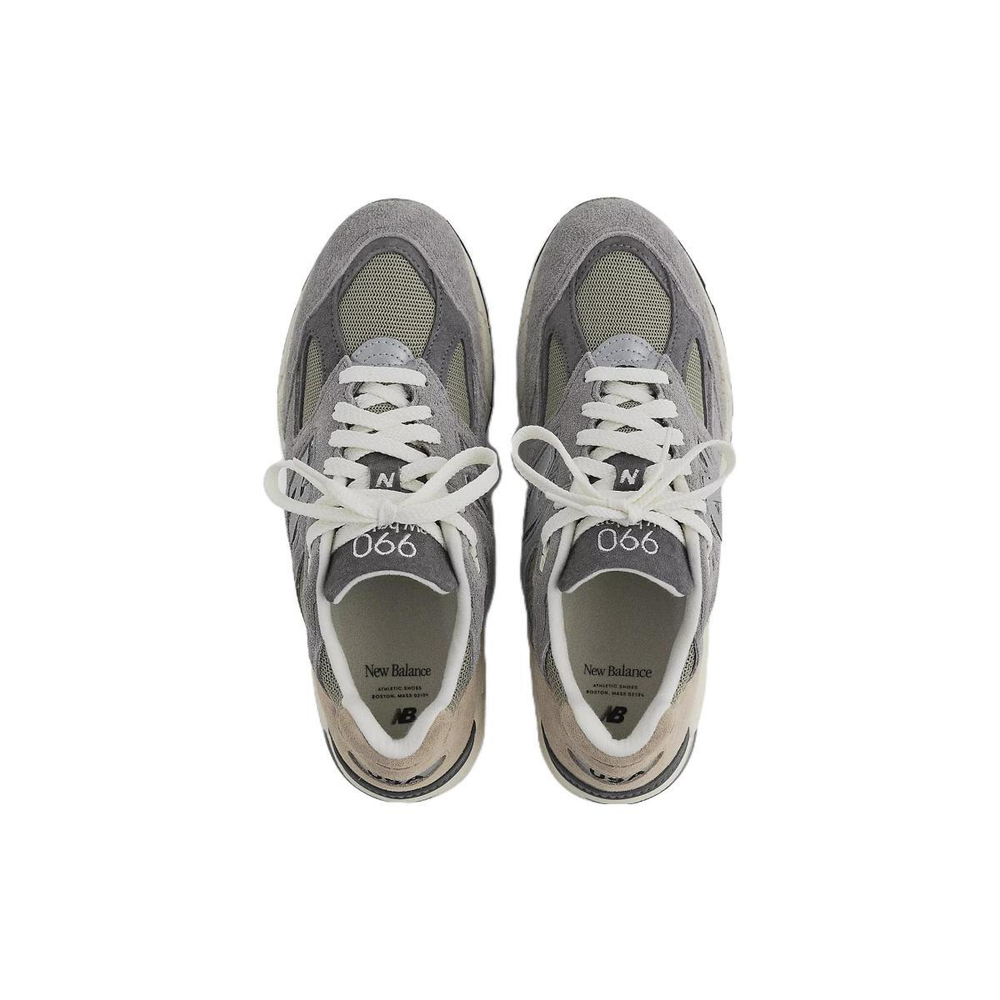 New Balance Teddy Made NB 990 V2