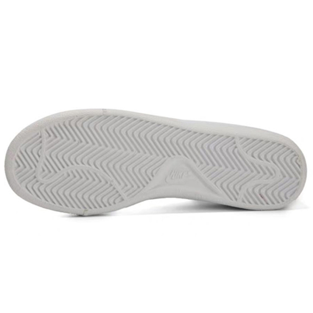 Nike Court Royale
