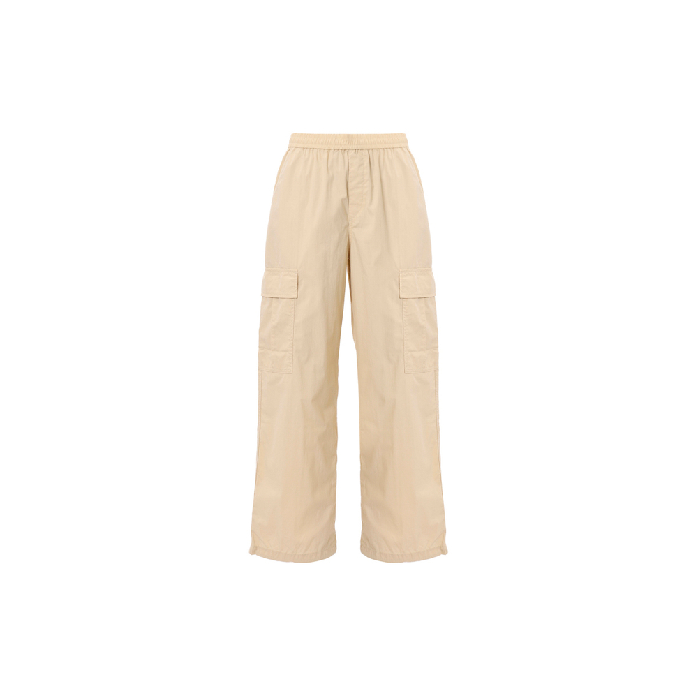 UNIQLO/