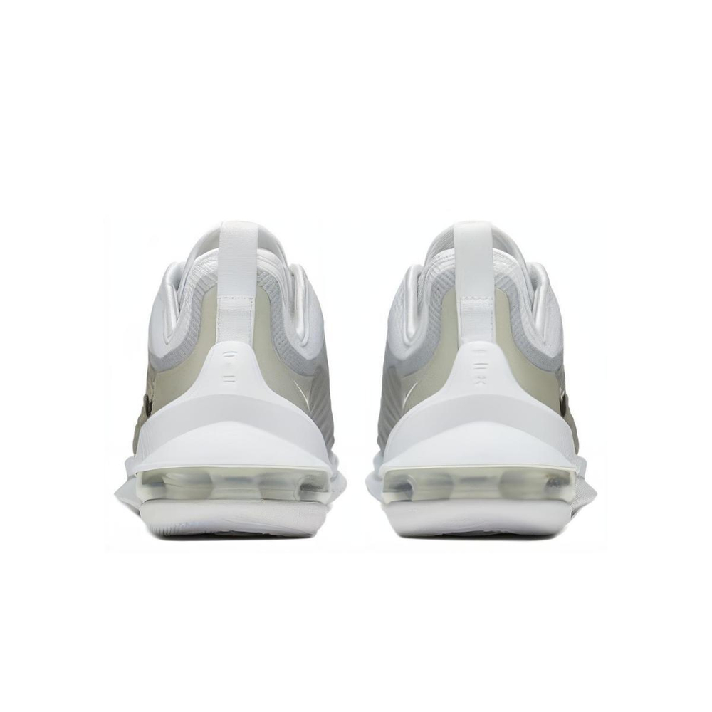 Nike Air Max Axis
