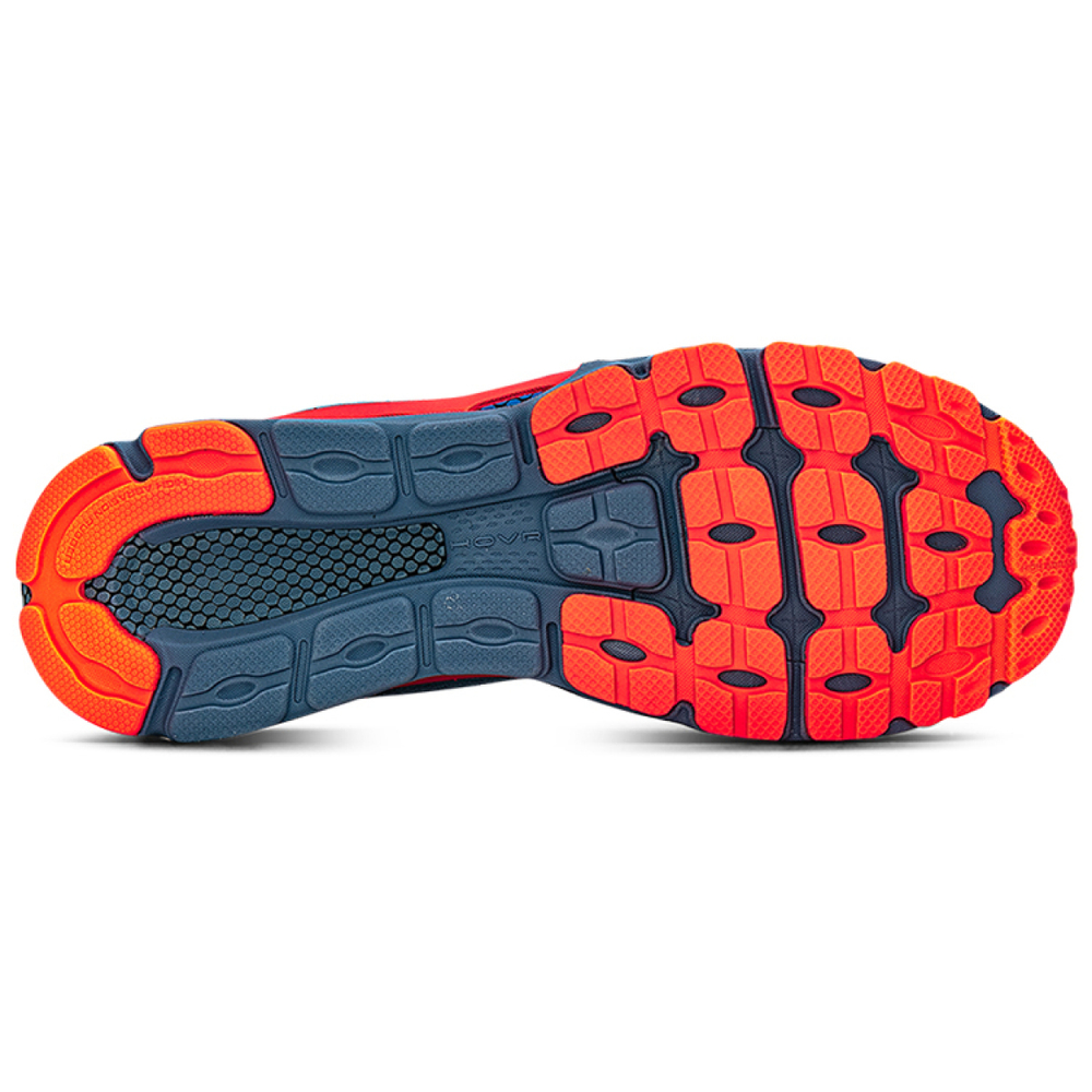 Under Armour Infinite 3