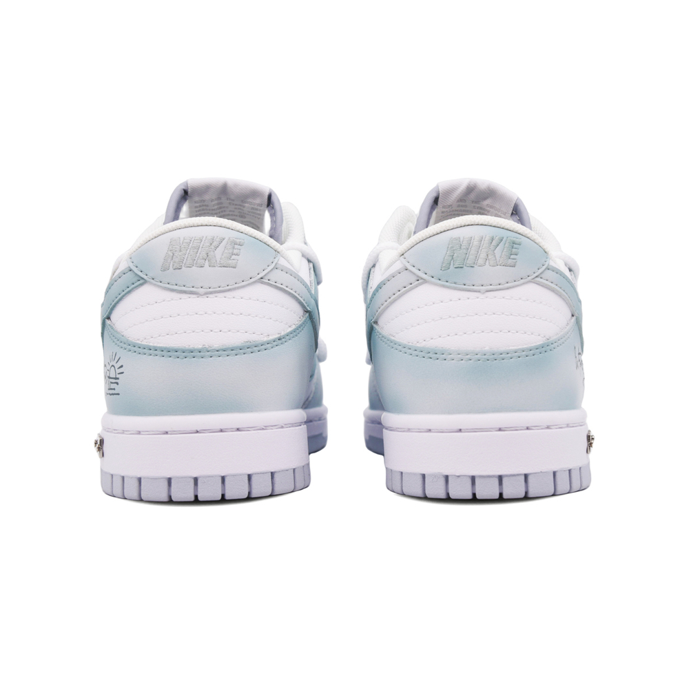 【 】 Nike Dunk “Pure Platinum”