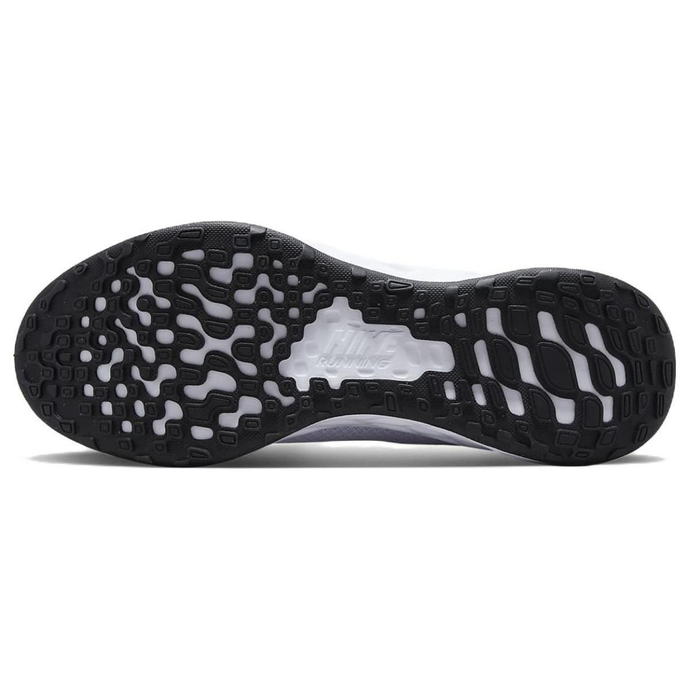 Nike REVOLUTION 6