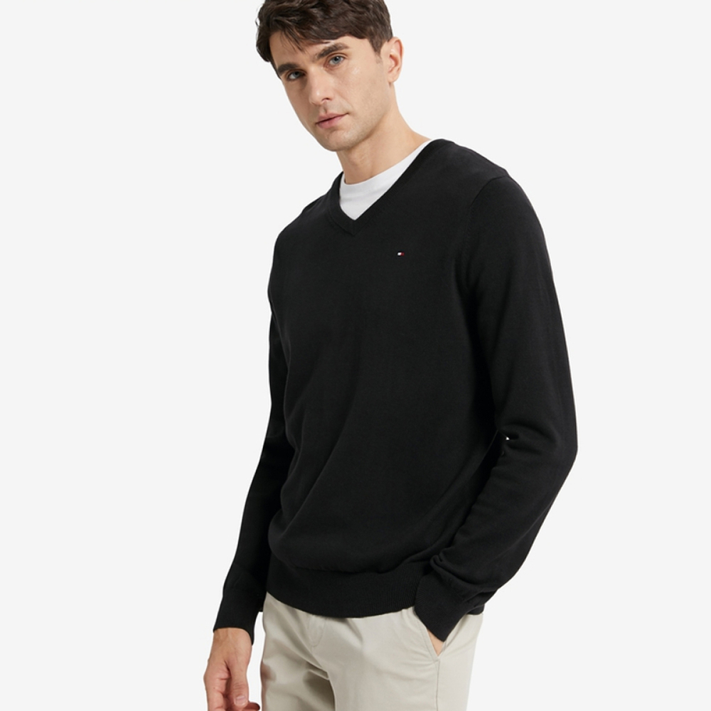 Tommy Hilfiger V