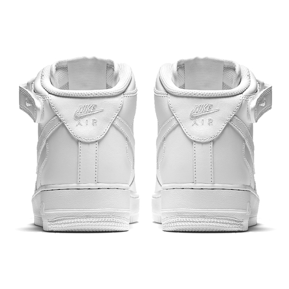 Nike Air Force 1 07 LE