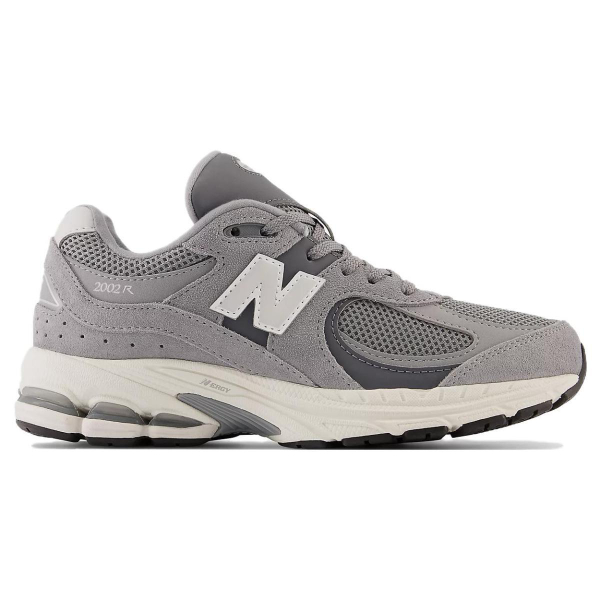 New Balance NB 2002R
