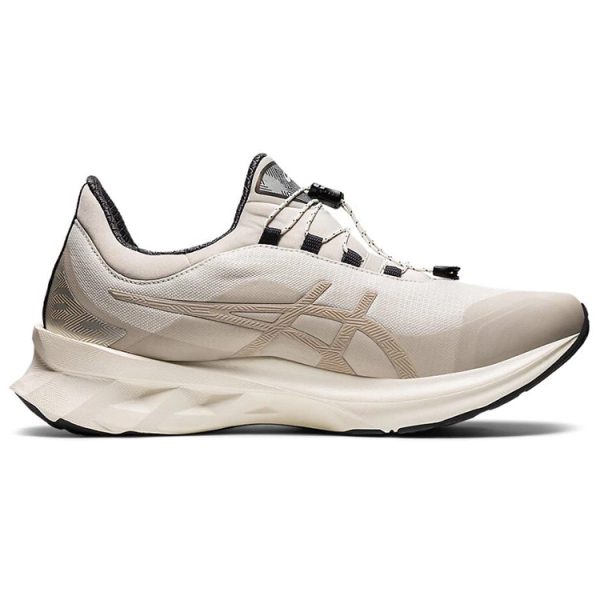 Asics Novablast