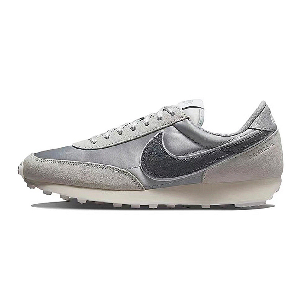 【 】 Nike Daybreak