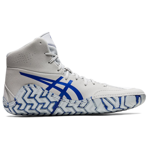 Asics Aggressor 4