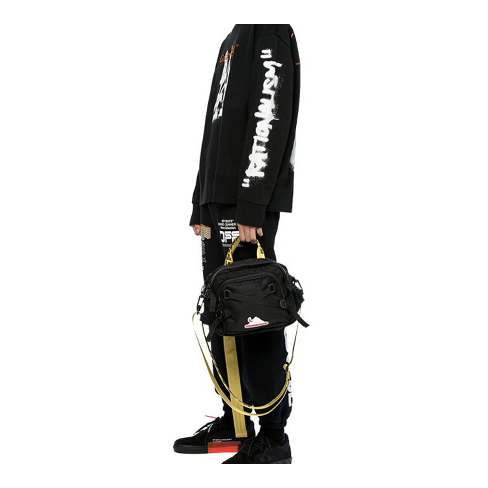 OFF-WHITE