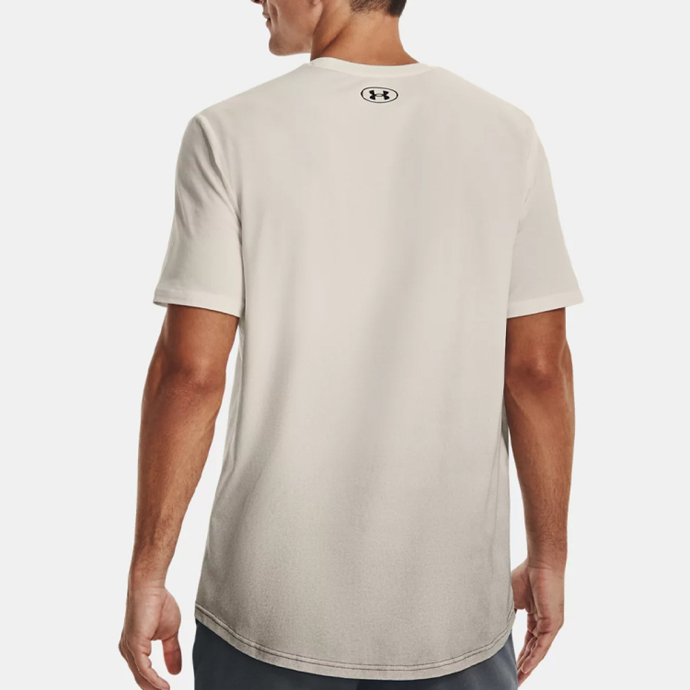 Under Armour T