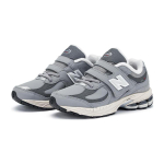 New Balance NB 2002R