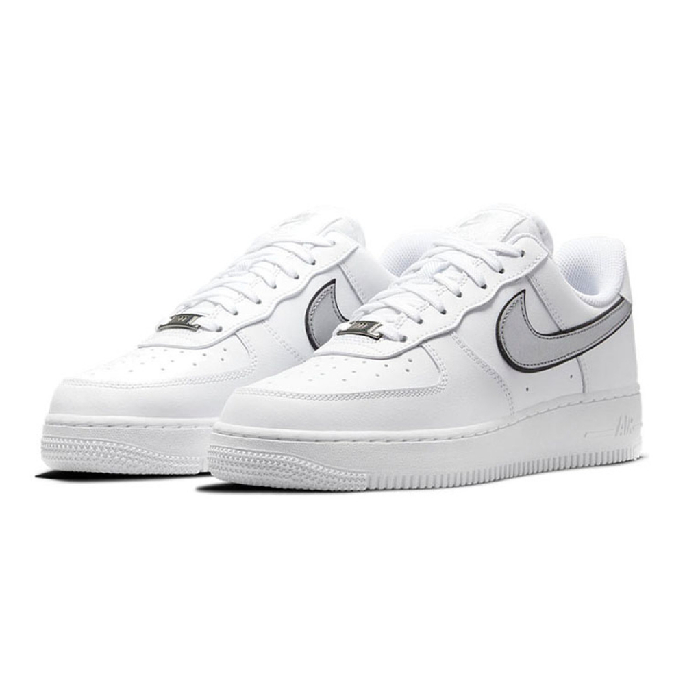 Nike Air Force 1 07 Essential