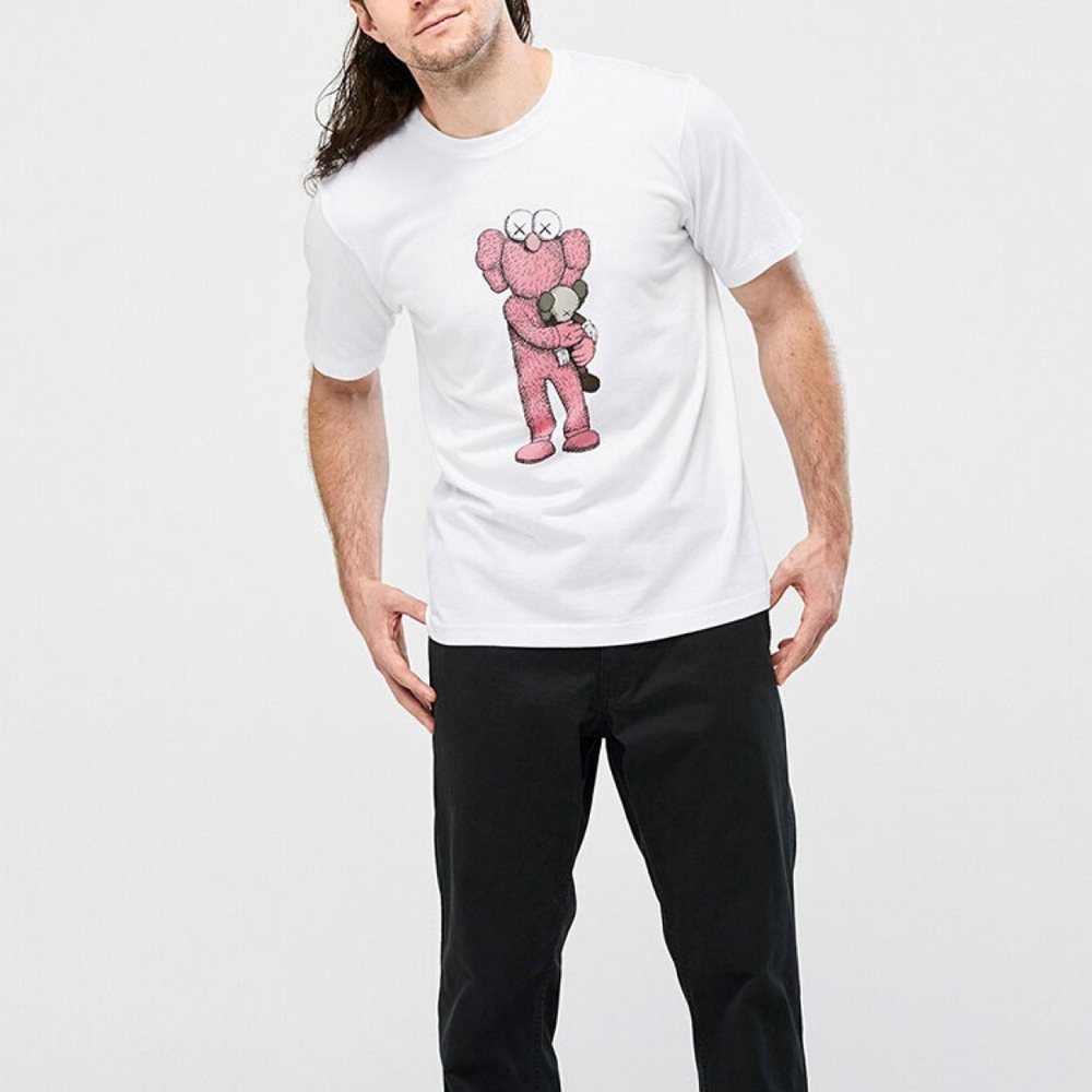 UNIQLO x KAWS T