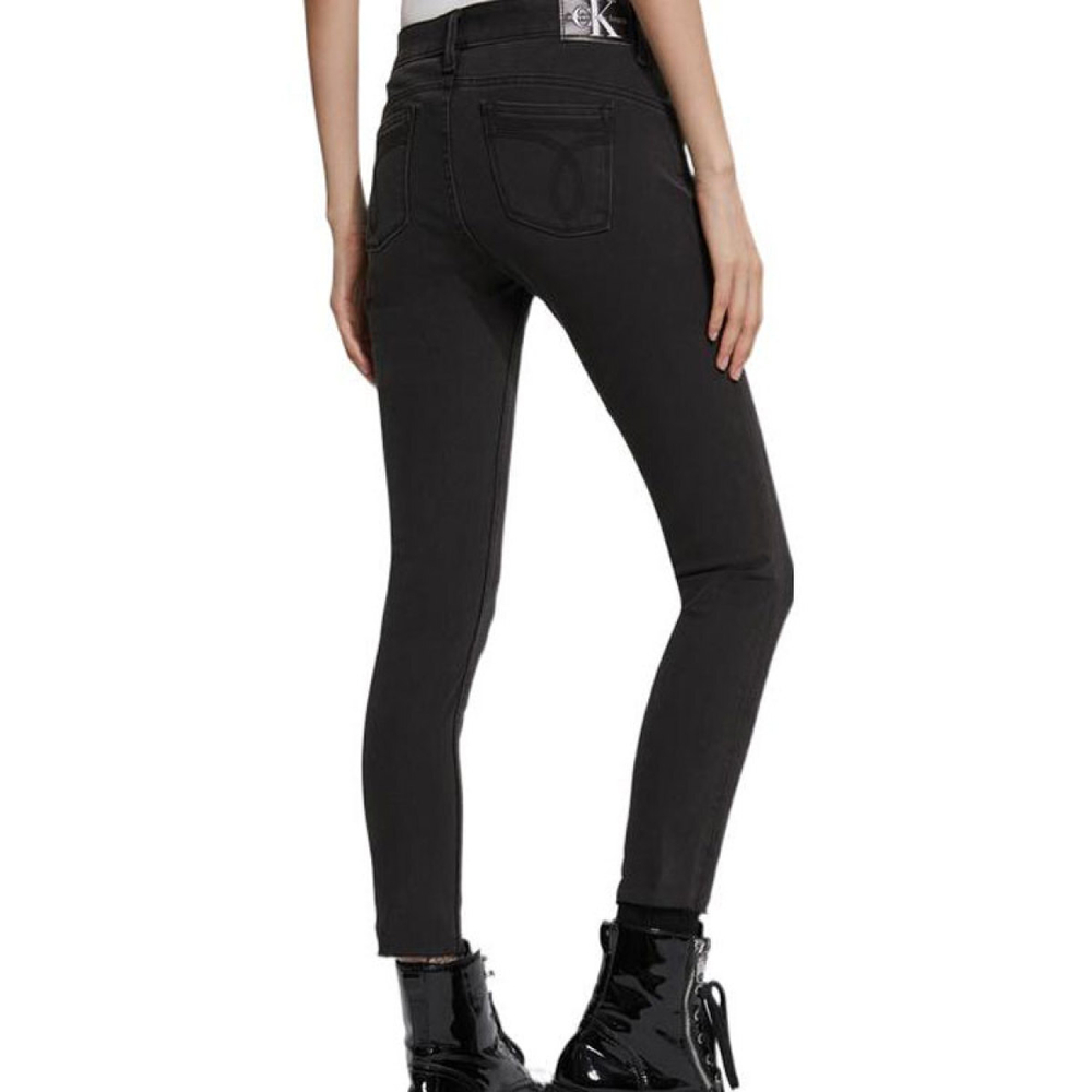 CK/Calvin Klein