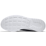 Nike Tanjun
