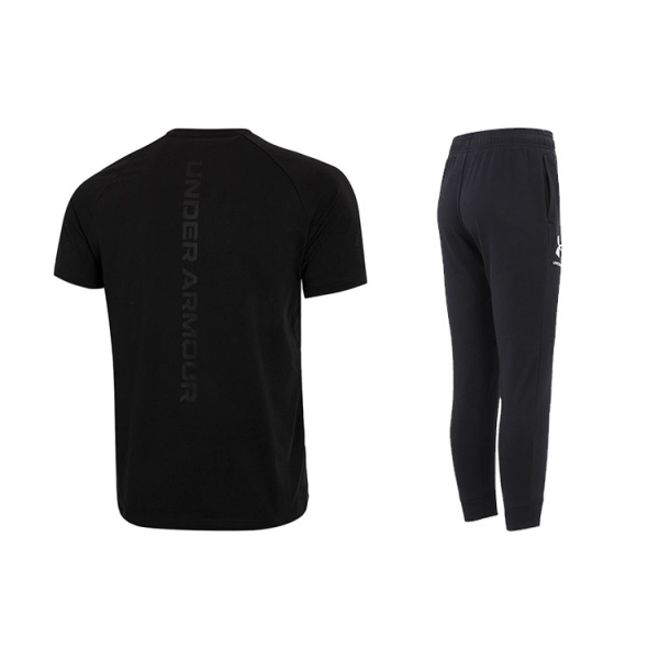 Under Armour Logo T