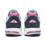 New Balance NB 2002R