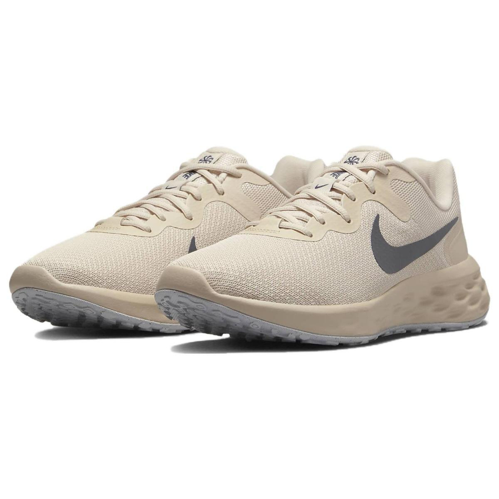 Nike REVOLUTION 6