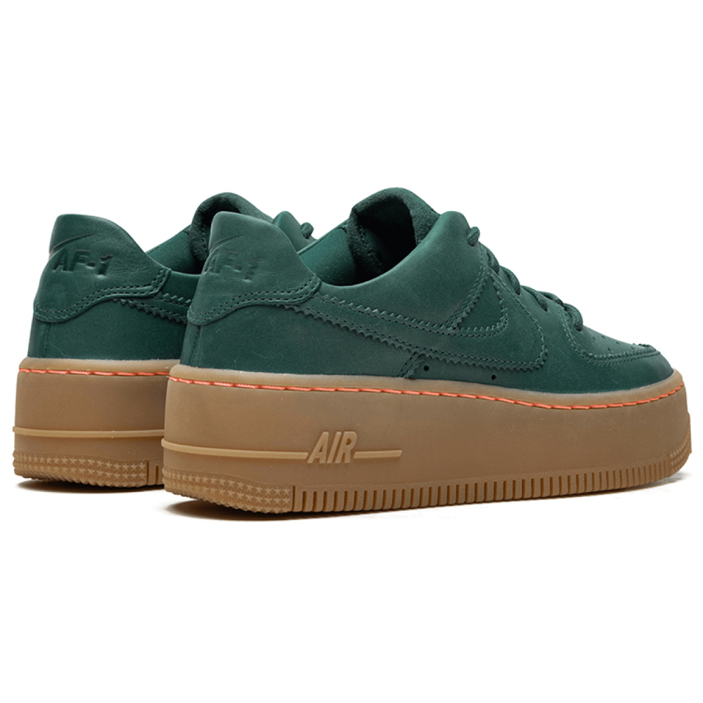 Nike Air Force 1 LX
