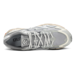Mizuno Adventure Twe