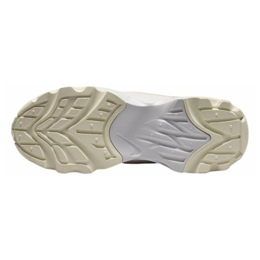 Nike TC 7900