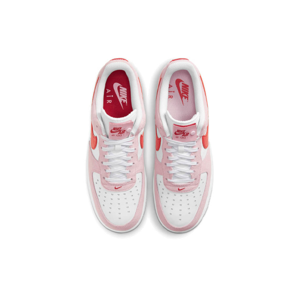 Nike Air Force 1 07 qs "valentine's day"