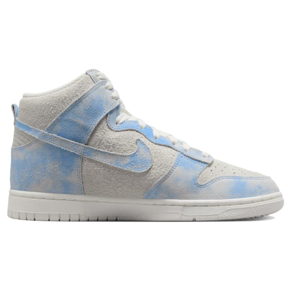 Nike Dunk High “CLOUDS”