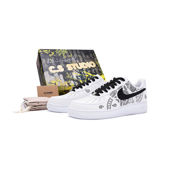 【 】 Nike Air Force 1 Low CS