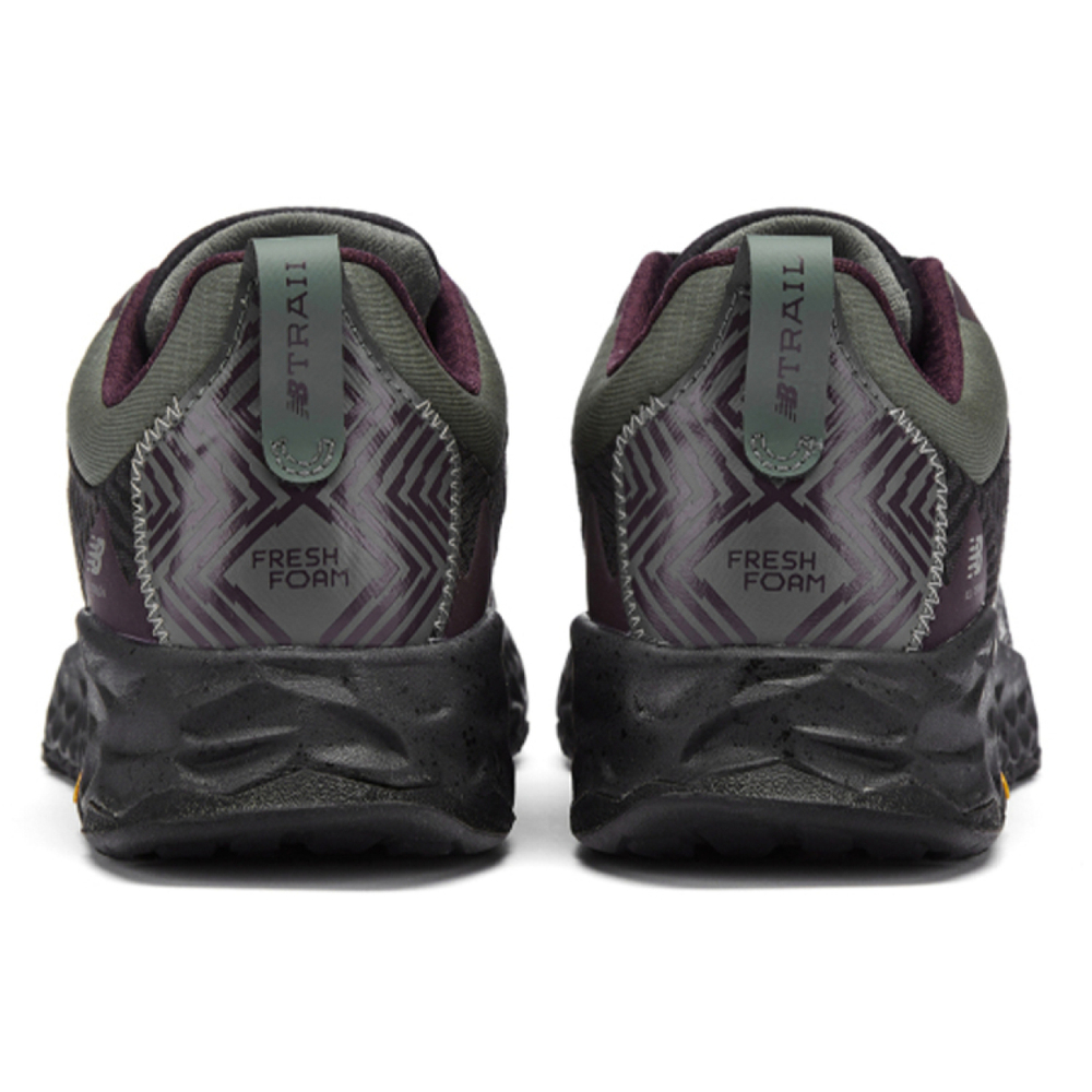 Eastlogue x New Balance
