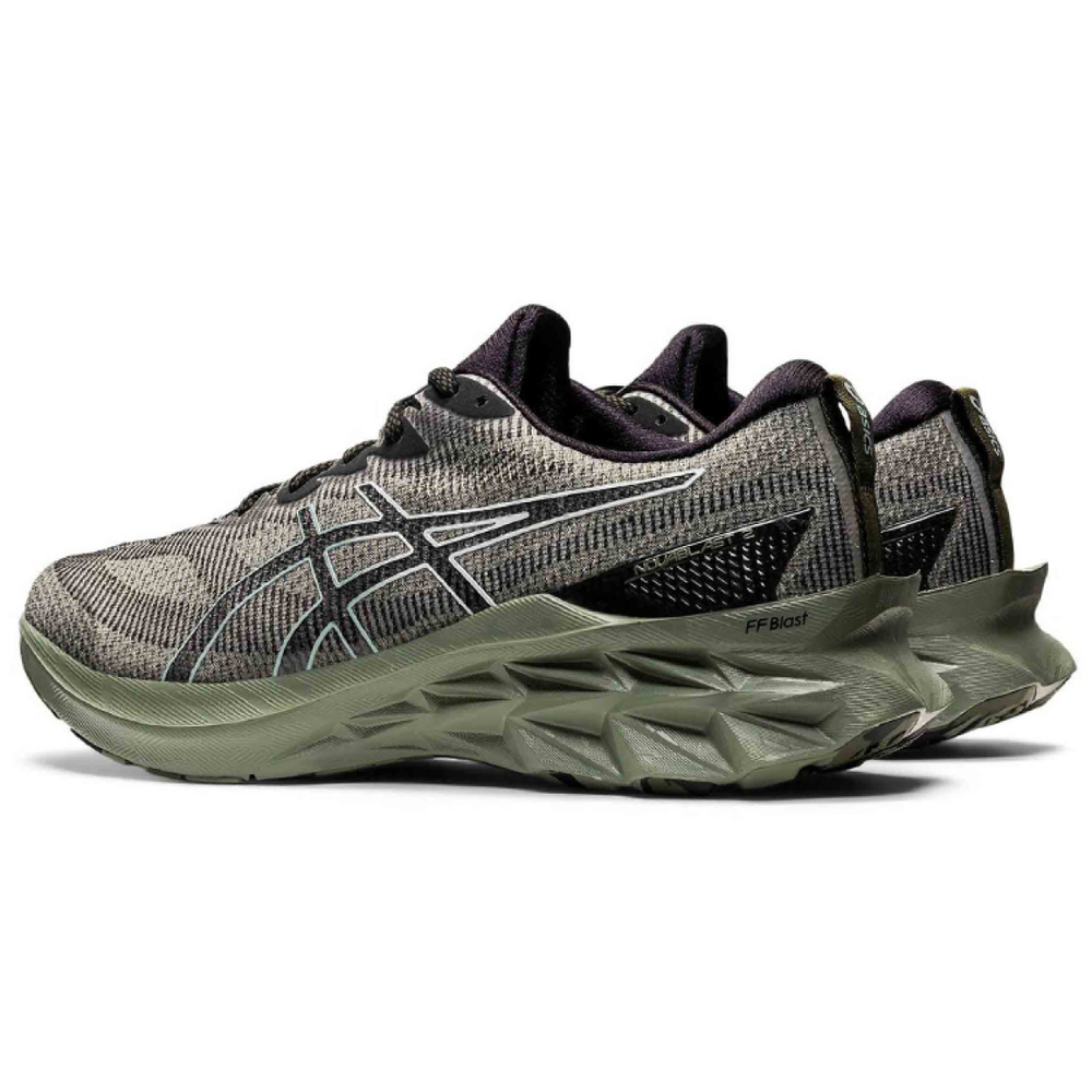 Asics Novablast 2