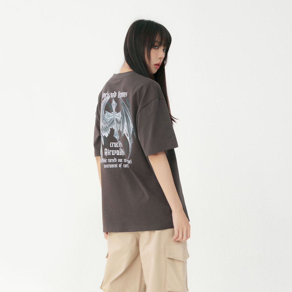 Airwalk T