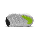 Nike Dynamo GO FlyEase