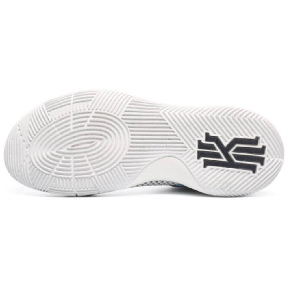 Nike Kyrie 2
