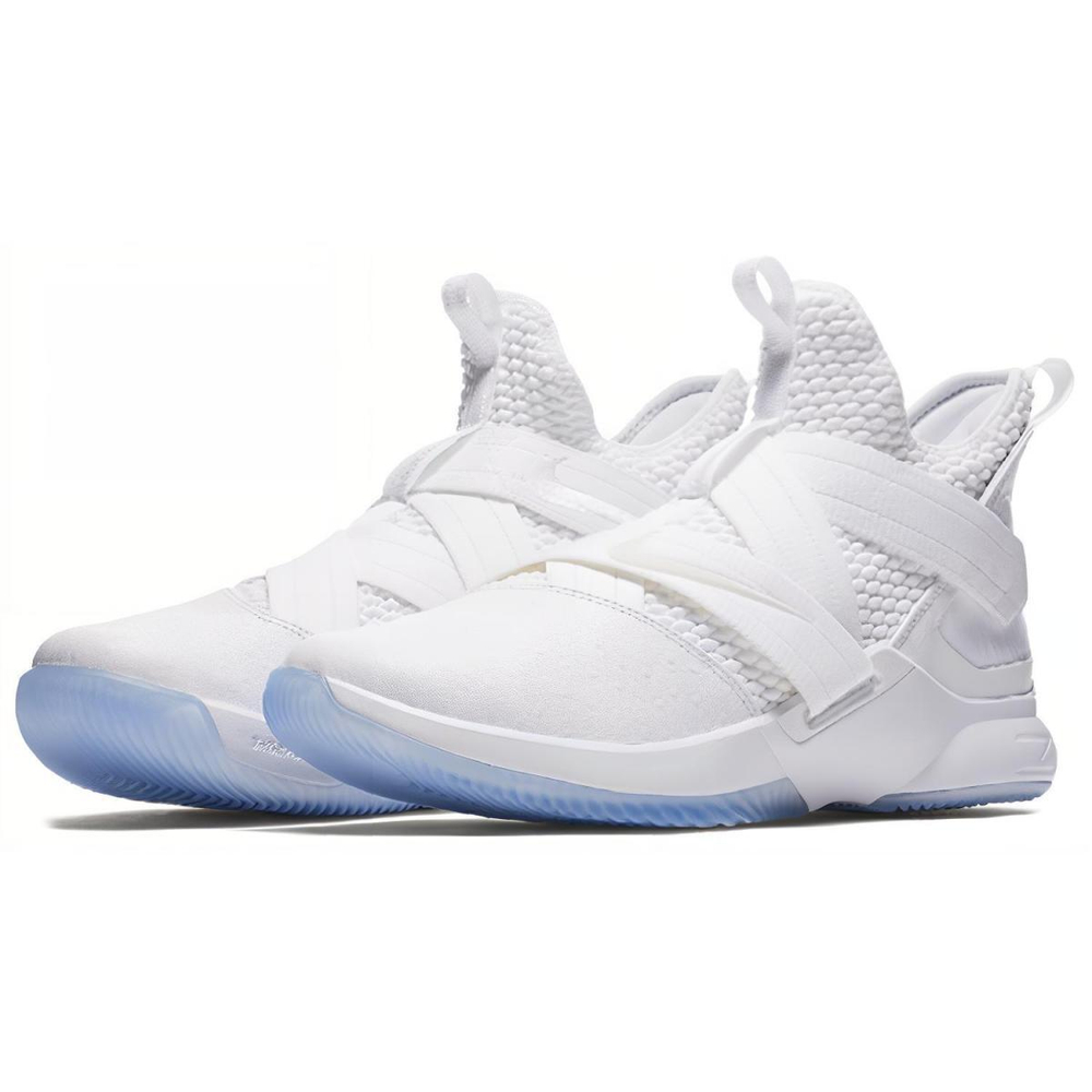 Nike zoom soldier 12 SFG