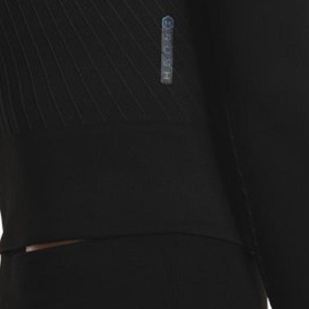 Under Armour T