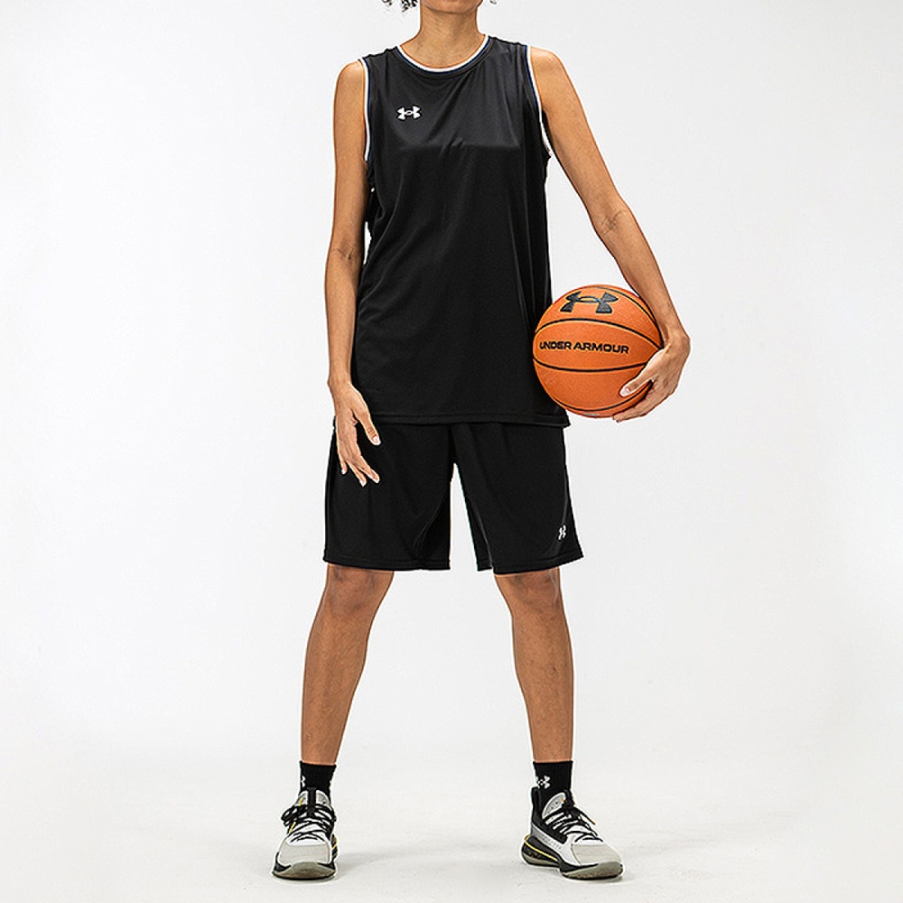 Under Armour T