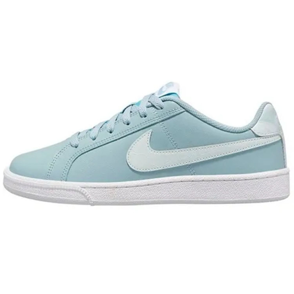 Nike Court Royale