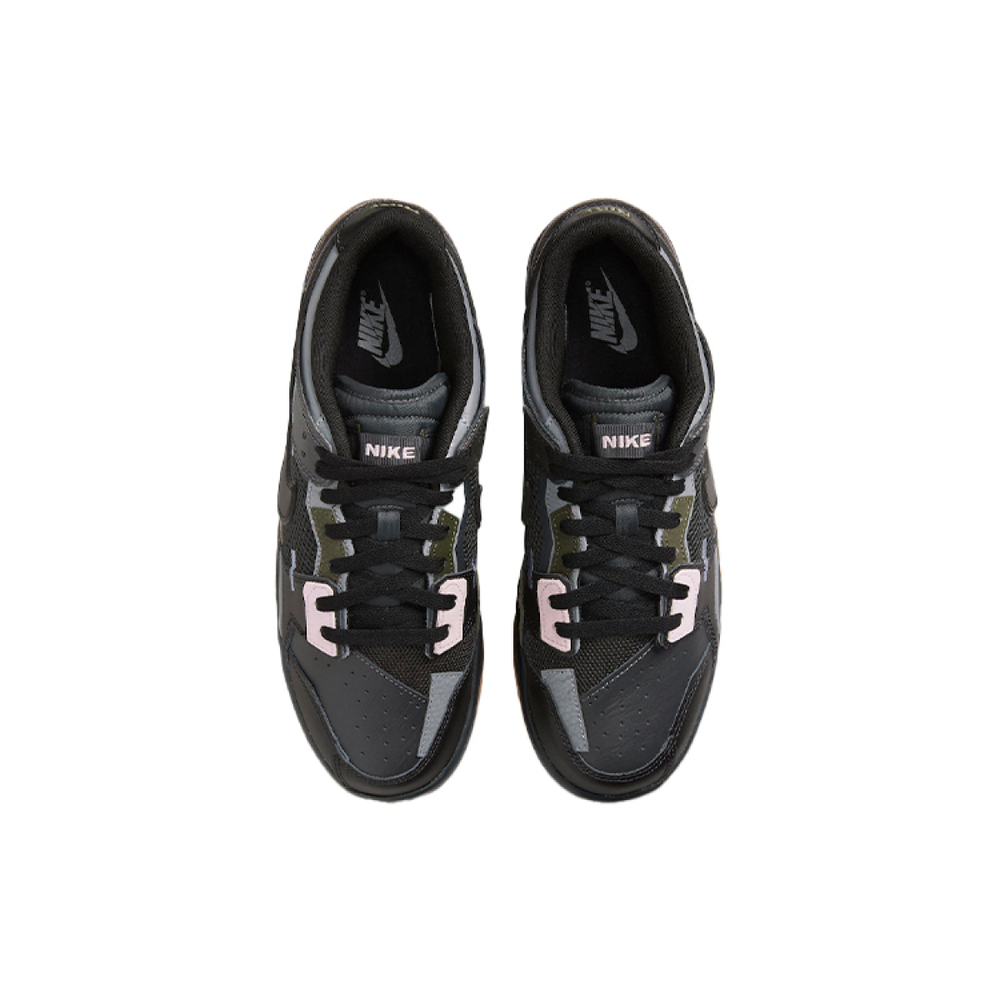 Nike Dunk scrap