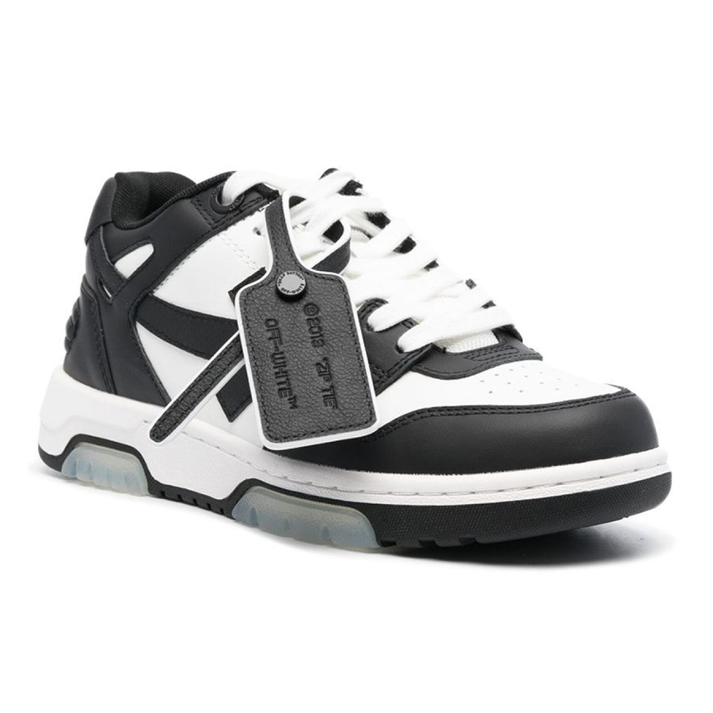 OFF-WHITE