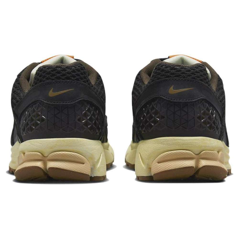 Nike Air Zoom Vomero 5